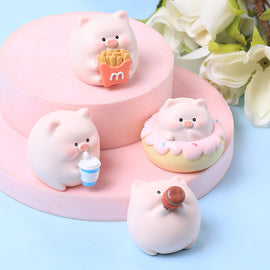 Resin cartoon cute little pink pig DIY jewelry accessories car center console micro landscape desktop decoration ornaments